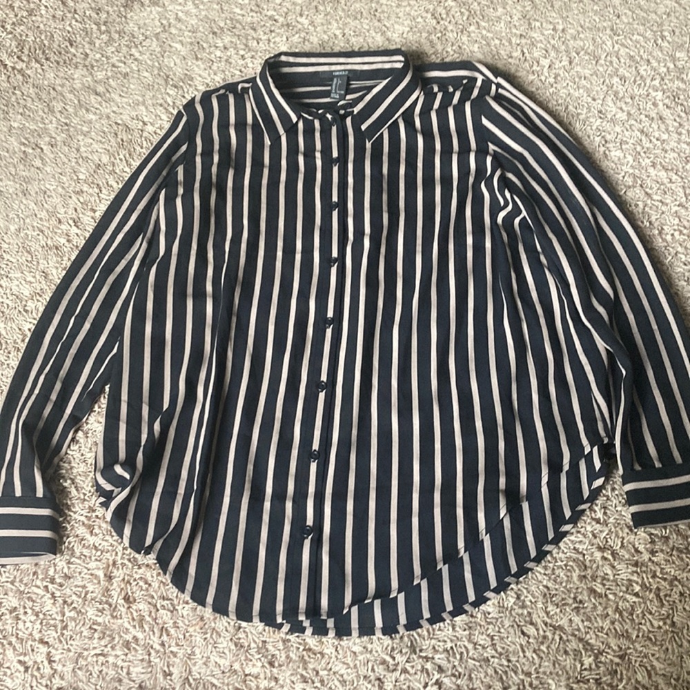Forever 21 Womens Blouse never worn size L
